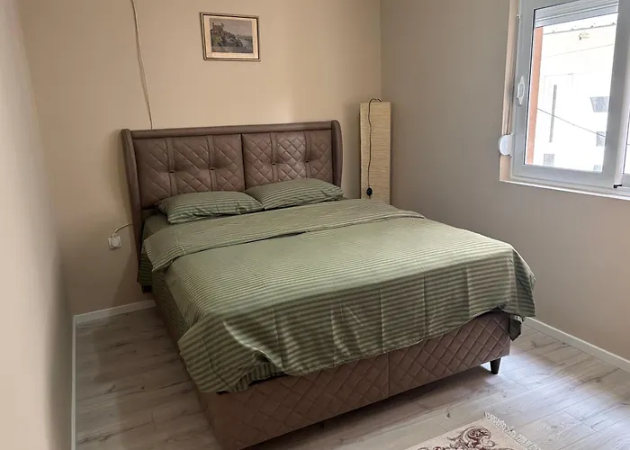 Max Apartments